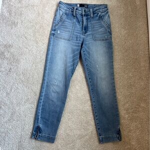 Kut from the Kloth Cropped Straight Jeans with side Zippers Sz 4